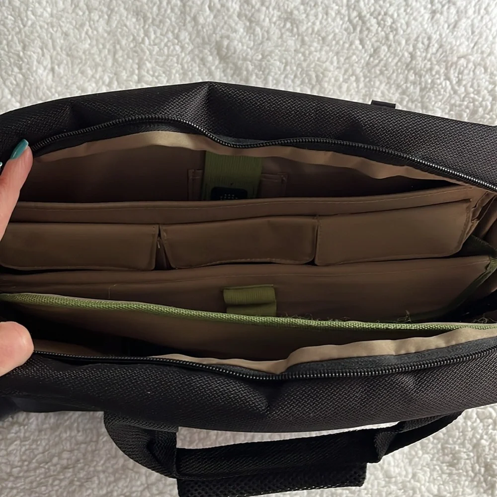 Solo laptop/tablet briefcase